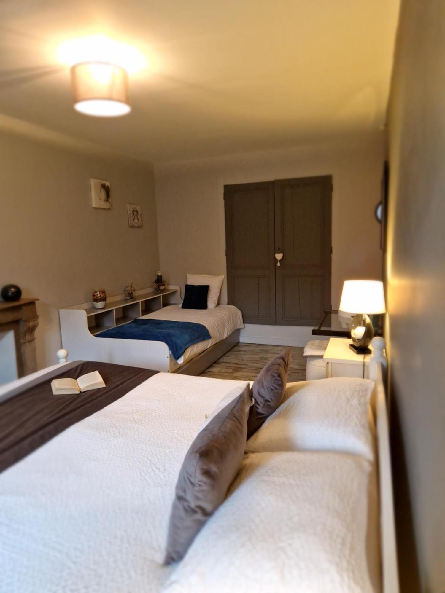 Chambres D'Hotes Une Autre Maison Pupillin Exterior photo